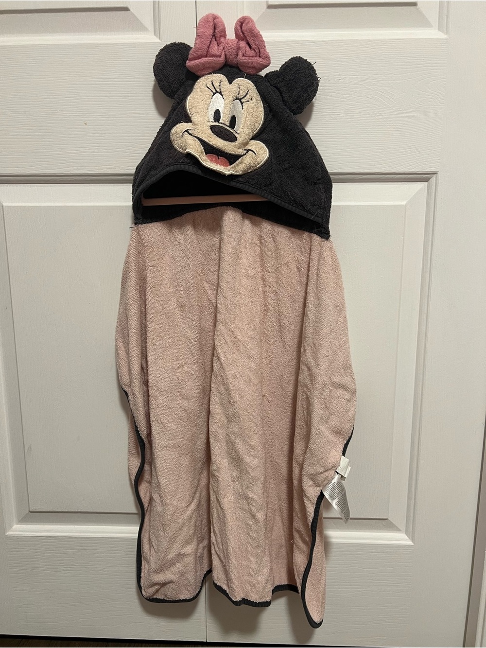 Disney Minnie Mouse Hooded Towel - Black Hood with Pink Bow and Light Pink Body